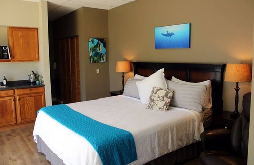 Captain Cook Cama Y Desayuno | Charming 5-bedroom bed & breakfast in Captain Cook with WiFi, AC