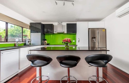 Narrabundah Casa | Awesome family House Studio