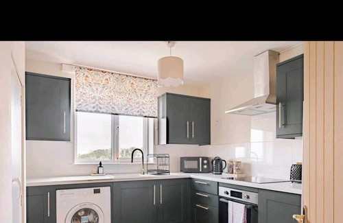 Forest Hill Apartamento | Stunning 2 Bedroom Apartment