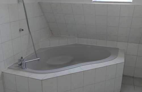 Luetjenburg Apartamento | Ferienbutzee in Zentraler Lage in Lütjenburg. Strand 5 min mit dem Auto Entfernt