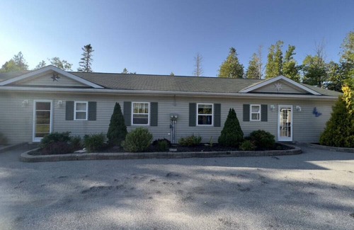 Saint John Casa | Douglas Lake Paradise