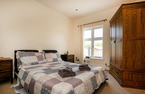 Whitney-on-Wye Casa | Woodcote House Farm - a serviced house that sleeps 6 guests in 3 bedrooms