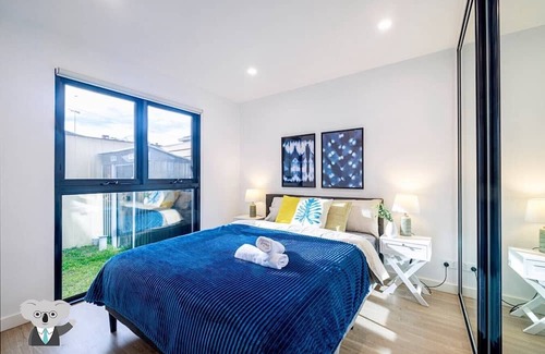 Cremorne Apartamento | KozyGuru | Cremorne | Walking distance to Station