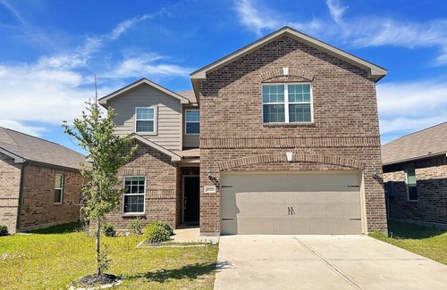 Atascocita Casa | Spacious 5-bedroom house in welcoming Humble… Minutes to AIH Airport!