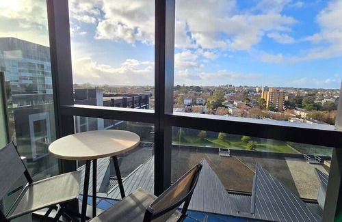 South Yarra Apartamento | Gorgeous 1 bed Exec South Yarra with workspace