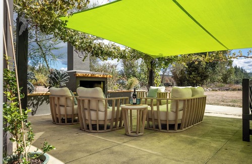 Brightwater Casa | Higgs Rest in Tasman - central location to national parks, dog friendly