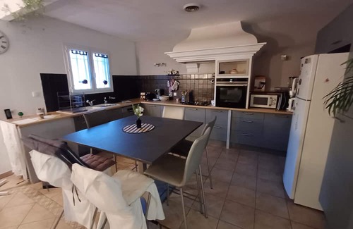 Six-Fours-les-Plages Casa | Quiet house in the pines close to the sea, forest and essential shops.