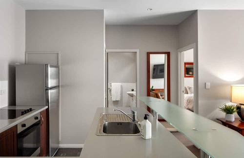 Gisborne Apartamento | 1BR Apartment | 5 minutes walk (600m) to CBD!