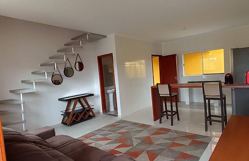 Santa Terezinha Casa | Sobrado Aconchegante Próximo da Praia