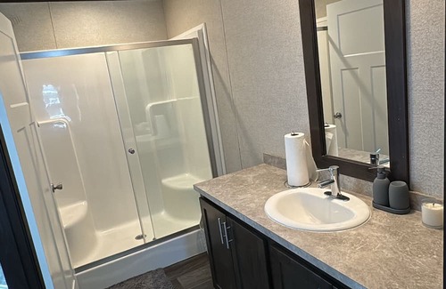 Anchorville Casa | Cozy 2-bedroom mobile home in awesome Clinton Township with AC, WiFi