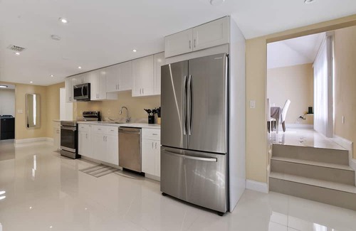 Gulf Coast Acres Casa | NEW LISTING! Tranquil Getaway: Relax in our Peaceful Haven by RedAwning