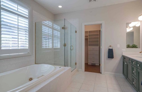 Russell Casa | River Birch Grandeur