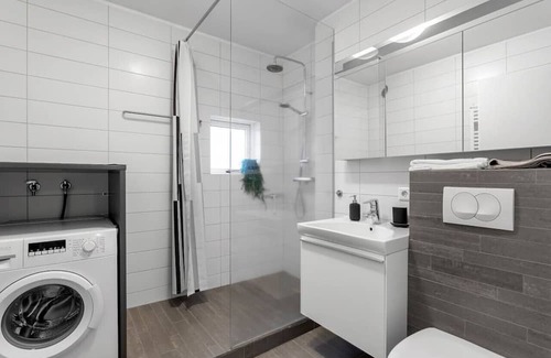 Downtown Apartamento | Charming Apartment w/ Free Parking + Netflix.