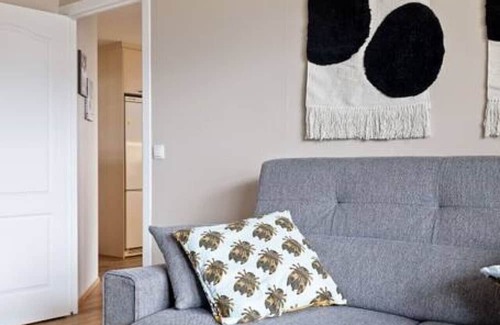 Breidholt Apartamento | Restful Retreat in the Suburbs
