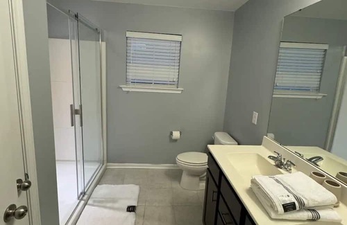 Burton Casa | 3-bedroom house in charming Beaufort with a Loft, AC, WiFi. Enjoy your stay