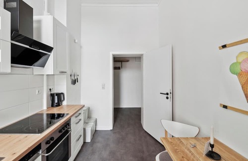 Russee - Hammer Apartamento | Zentral, Frisch Saniert 24 h Check-in!