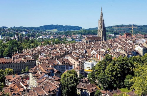 Bolligen Condominio | Kleine Wohnung mit Balkon an Ruhiger Lage Unweit der Hauptstadt