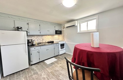 Mechanicsville Apartamento | Cozy Apartment in charming Danville with AC, WiFi