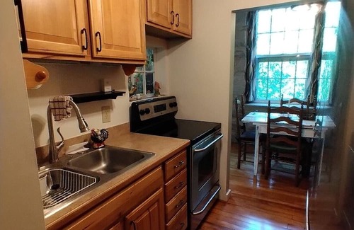 North Raleigh Condominio | Serene Condo on Neuse River