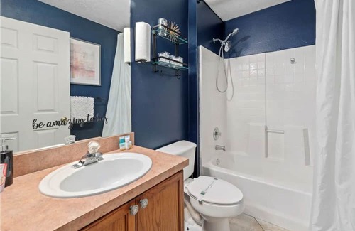 St. Cloud Casa | 3BDR, Firepit + 15 Min Lake Toho!