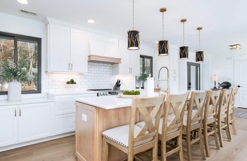 Ingles Casa | Claytor Lake Direct Waterfront Home Beautiful Private Awesome Views VT Radford