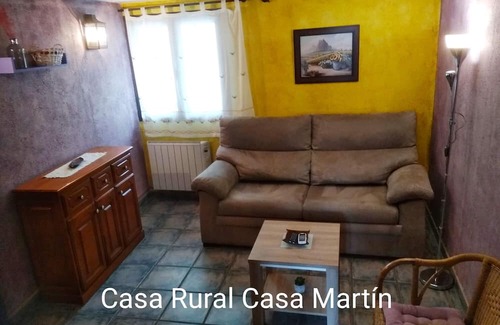 Cueva de Agreda Casa | Country Home 'Casa Martín' with Mountain View