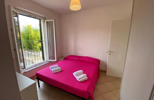 Santo Stefano di Magra Apartamento | Apartment 'Casa Aurora - Entrata Indipendente'