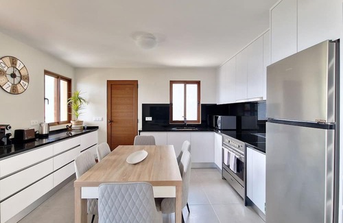 Sao Goncalo Casa | Casa Clementine by LovelyStay
