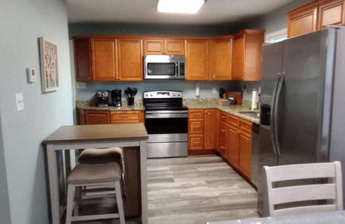 Newport News Casa | Cozy 3-bedroom house in tranquil Newport News with AC, WiFi