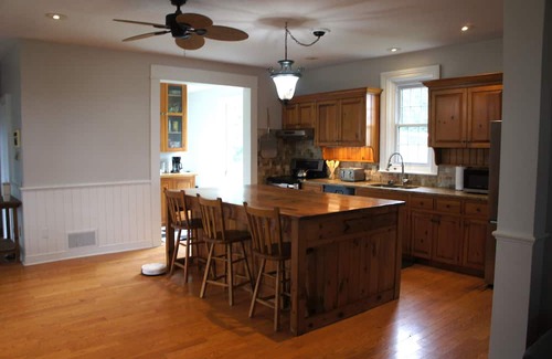 Port Hope Casa | 4600 sq. ft Beautiful Farmhouse With Spectacular Views in a Fantastic location