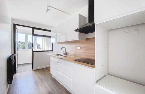 Contrexeville Apartamento | Appartement Charmant Proche des Thermes