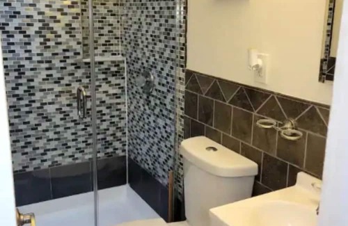 Clinton Hill Apartamento | Stunning 1 bed, Great for work, Wifi & Coffee