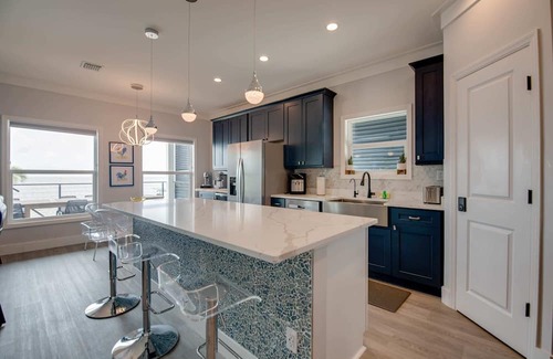 Geiger Key Casa | New! Ritaville - Waterfront with Private Pool!