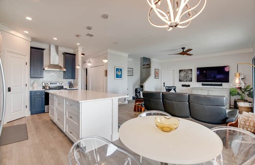 Geiger Key Casa | New! Ritaville - Waterfront with Private Pool!