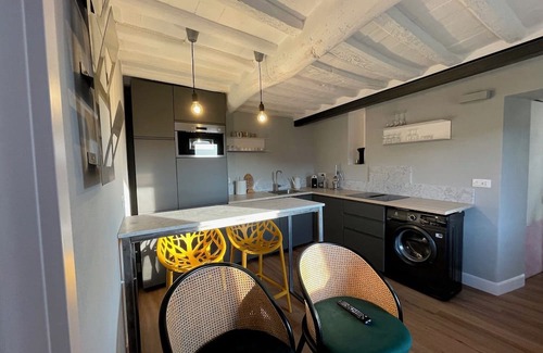Pugliola Apartamento | Souvenir Guest House Lerici, refined vacation home with sea view.