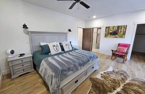 Tollgate Canyon Casa | Bear Necessities w/PC ski views