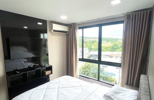 Saen Suk Condominio | The High one condominium ที่พักผ่อนหย่อนใจวิวทะเล