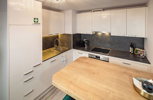 Lienz Casa | The Zuegg Suites stand for premium living between Isel and Rauchkofel.