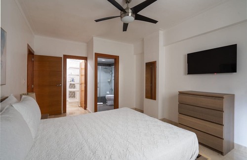 La Arboleda Apartamento | CityCenter-Comfy-3br-W/Pool-Gym-A/C-WiFi-YellowKey