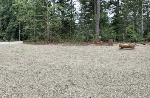 West Hills Alquiler De RV | Marvelous camp near Rocky Brook Falls - Brook