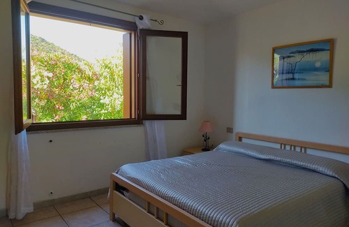 S'Iscala Villa | Wonderful villa for 6 guests with A/C, WIFI, TV, pets allowed and parking