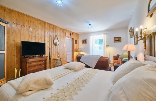 Saint-Martin-en-Vercors Apartamento | Apartment 'Gte Edelweiss' with Mountain View, Private Terrace and Wi-Fi