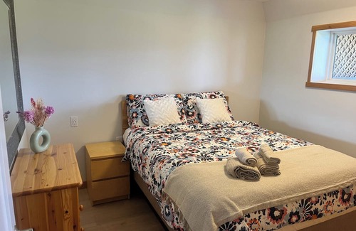 Winfield Casa | Cozy Guest Suite in Lake Country BC - Beautiful view, Convenient location.