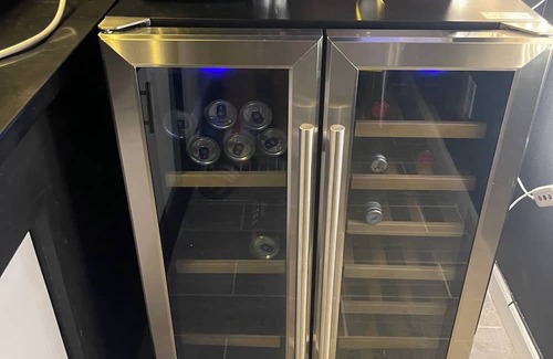 Carteret Casa | Private 1-bdr, 1 bath, Home Theatre, Bar, Kitchen, Near NYC