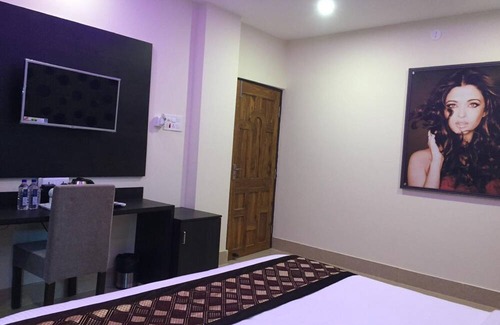 Patia Hotel | Goroomgo Effective Bollywood Hotels Bhubaneswar