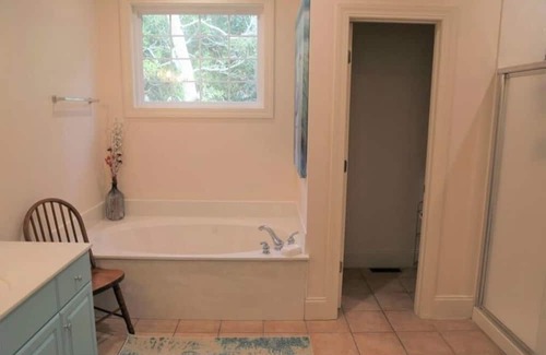 Edisto Island Casa | The Marianne @ Edisto! Skip & a Jump to the Beach!
