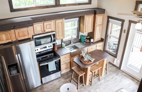 Clayton Cabina | New Tiny Home! Expansive Deck with Lake & Mtn Views!