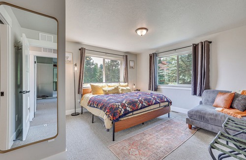 Tamarack Resort Cabina | Lakefront Family Getaway in Donnelly w/ Swim Spa!