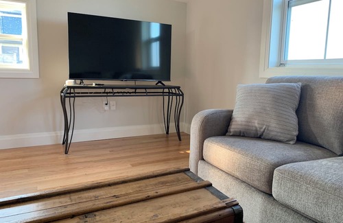 Darlings Lake Apartamento | New With a View
