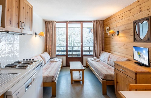 Les Esserts Apartamento | Grand Morillon by Interhome